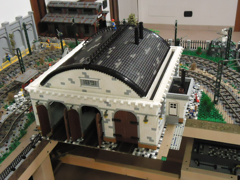 Illustration for article titled This Lego diorama is bigger than my bedroom